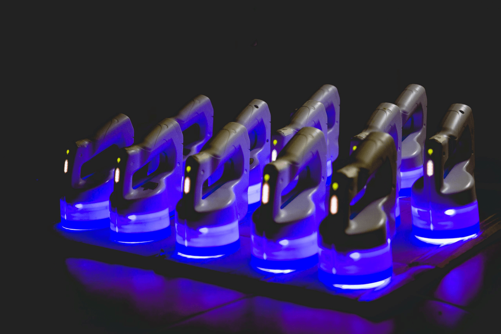 Lamps with blue light